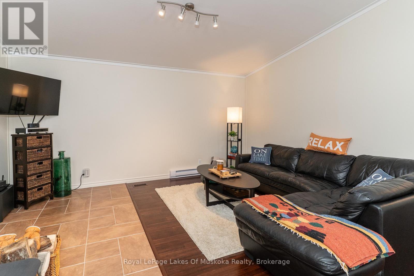 












612 CLAM LAKE ROAD

,
Kearney,




Ontario
P0A1M0

