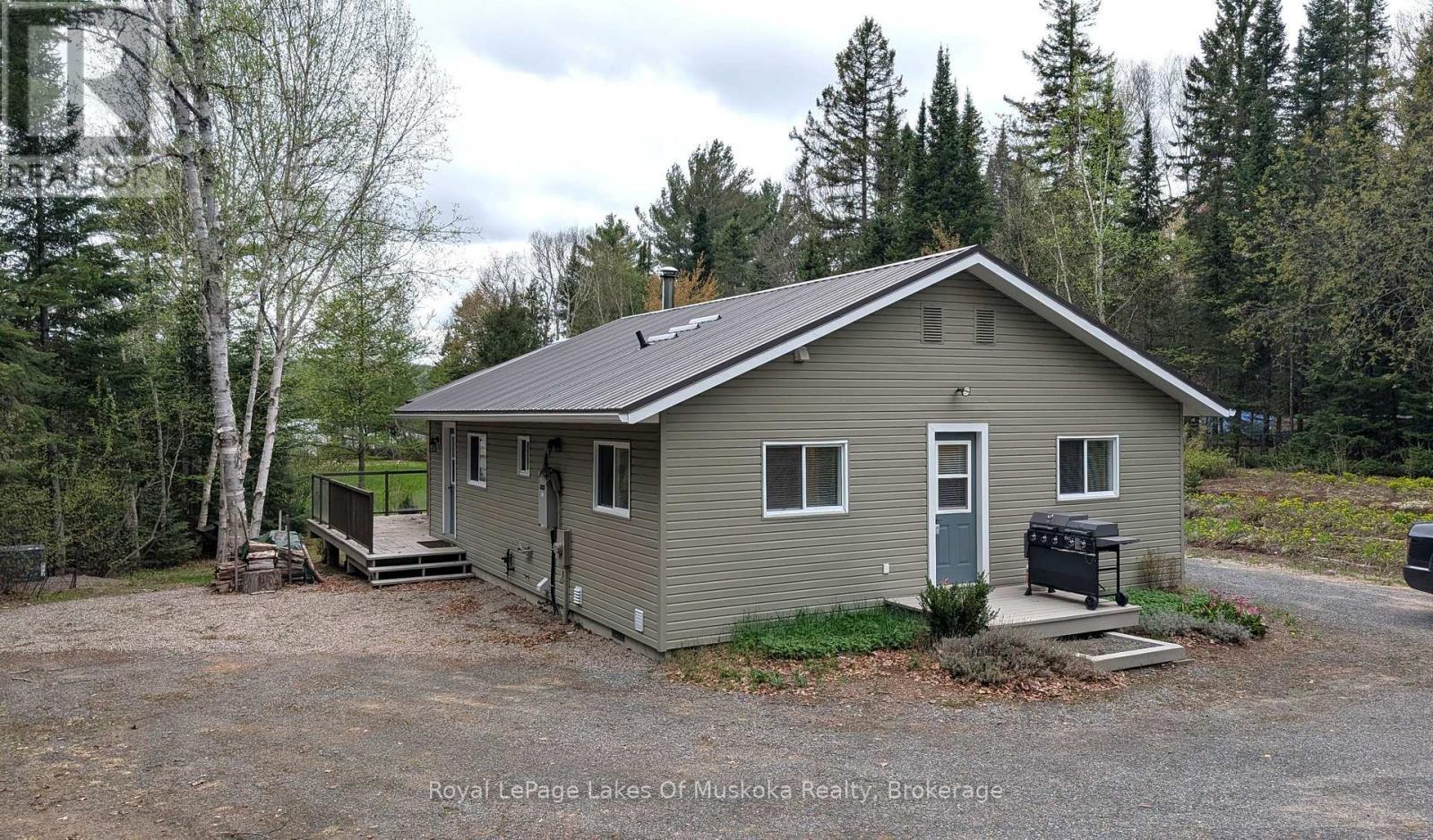 












612 CLAM LAKE ROAD

,
Kearney,




Ontario
P0A1M0


