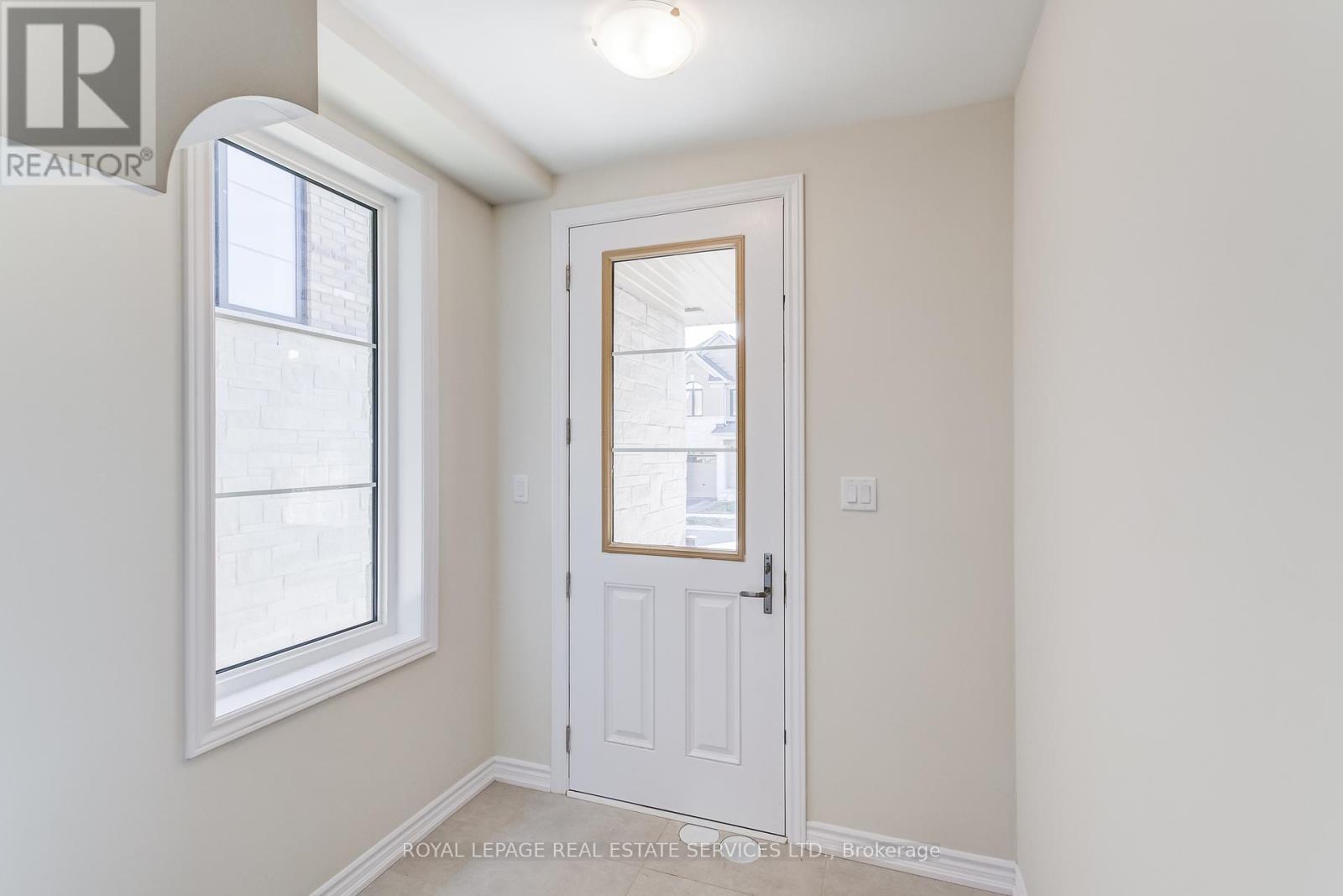 












1387 ALMONTE DRIVE

,
Burlington,




Ontario
L7P0V6

