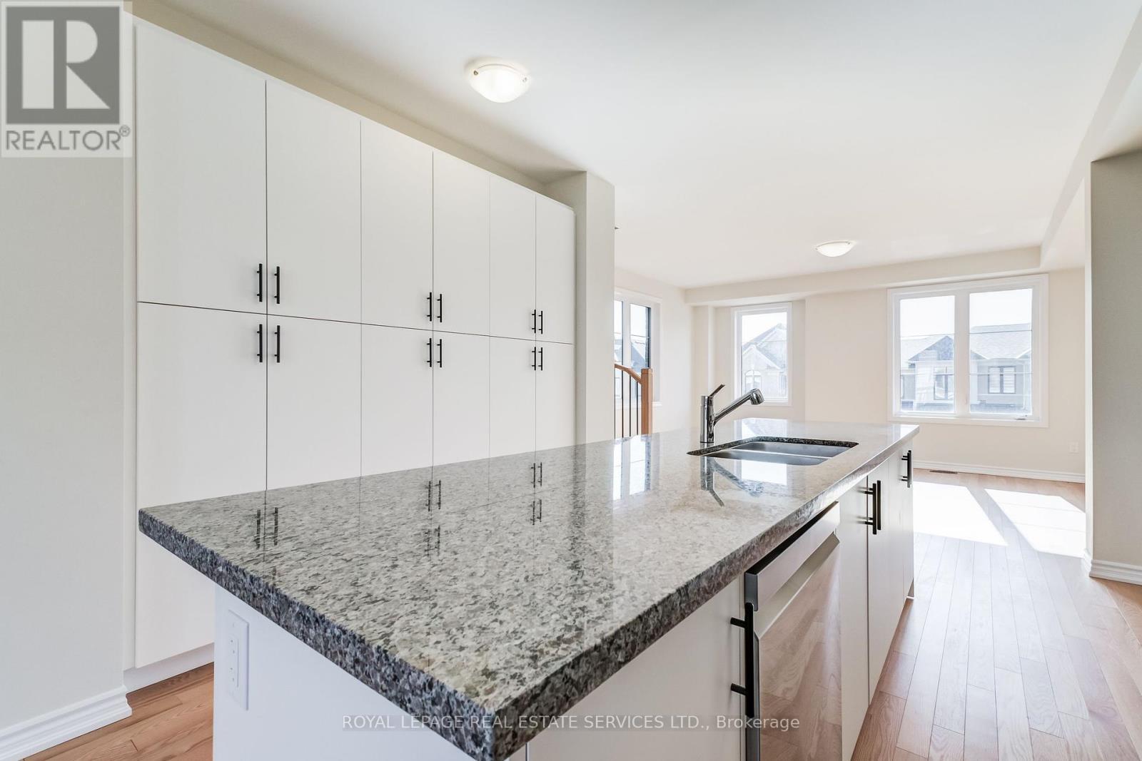 












1387 ALMONTE DRIVE

,
Burlington,




Ontario
L7P0V6

