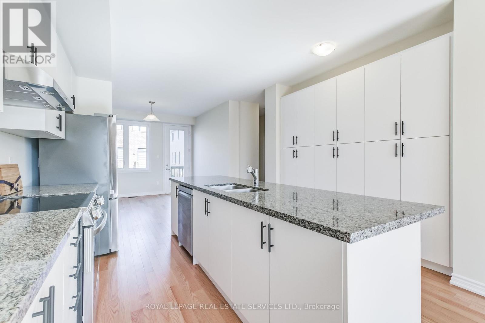 












1387 ALMONTE DRIVE

,
Burlington,




Ontario
L7P0V6

