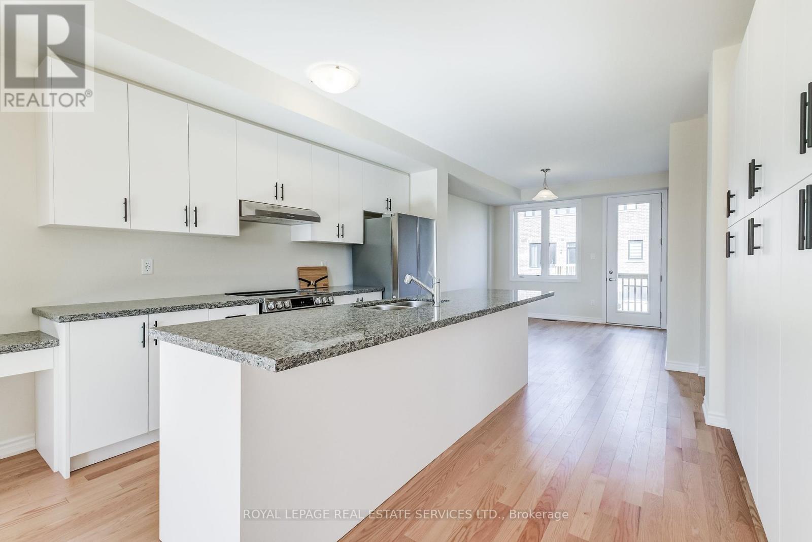 












1387 ALMONTE DRIVE

,
Burlington,




Ontario
L7P0V6

