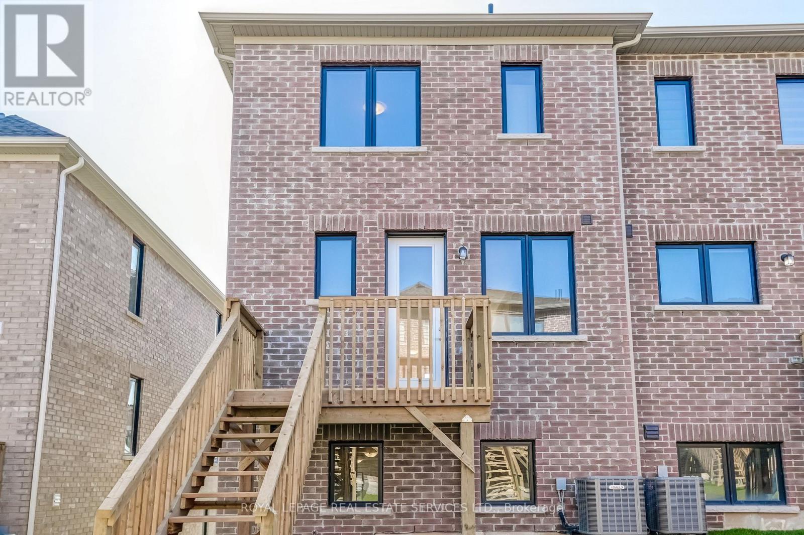 












1387 ALMONTE DRIVE

,
Burlington,




Ontario
L7P0V6

