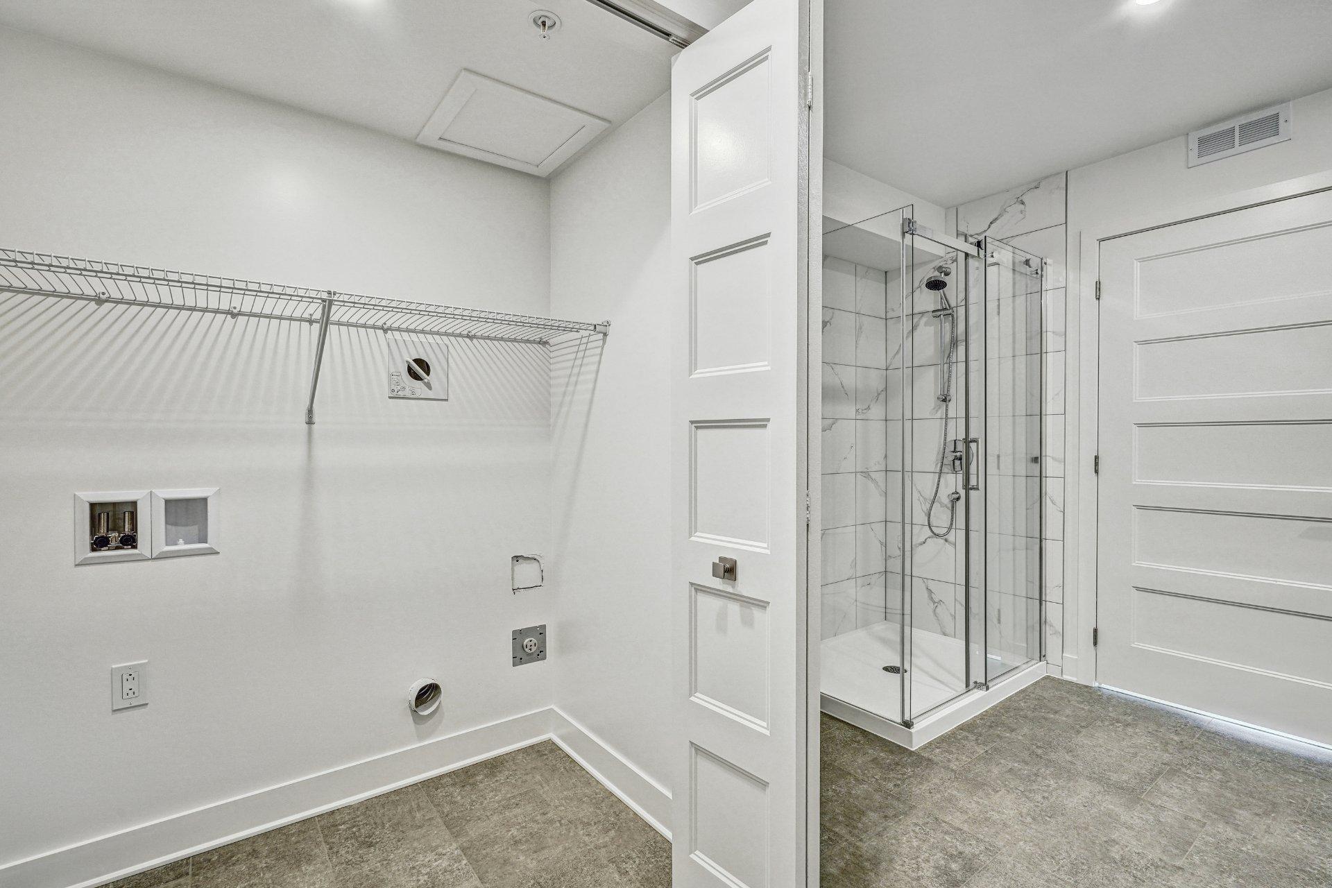 









689


Boul. St-Jean-Baptiste

, 213,
Mercier,




QC
J6R1G3


