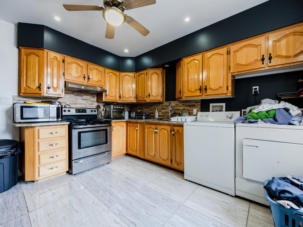 









2816

 - 2824


Rue Jacques-Hertel

,
Montréal (Le Sud-Ouest),




QC
H4E1S7

