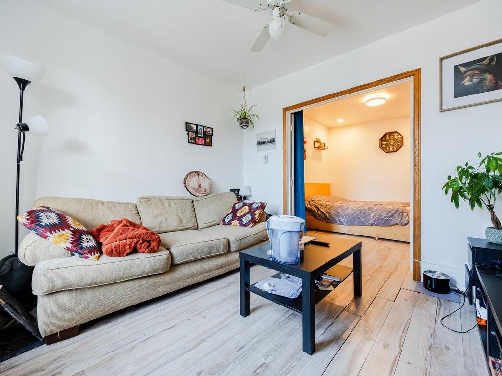









2816

 - 2824


Rue Jacques-Hertel

,
Montréal (Le Sud-Ouest),




QC
H4E1S7

