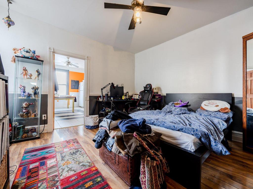









2816

 - 2824


Rue Jacques-Hertel

,
Montréal (Le Sud-Ouest),




QC
H4E1S7

