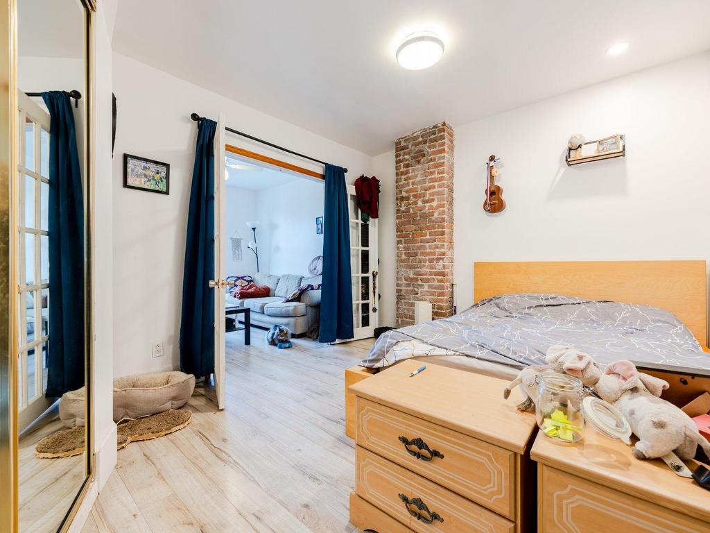 









2816

 - 2824


Rue Jacques-Hertel

,
Montréal (Le Sud-Ouest),




QC
H4E1S7

