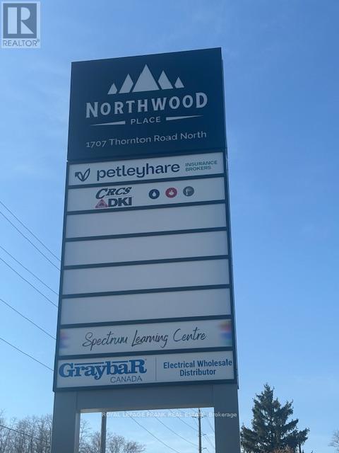 












3RD FLOOR - 1707 THORNTON ROAD N

,
Oshawa (Northwood),




Ontario
L1H7K4

