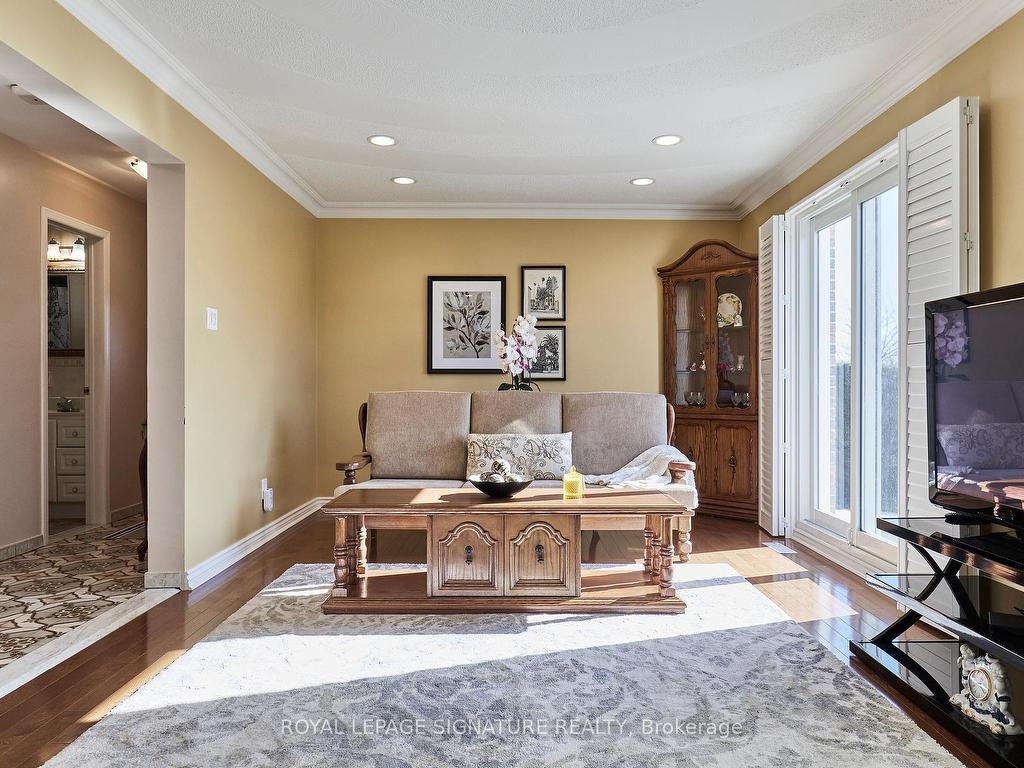 









88


Gooderham

Drive,
Toronto,




ON
M1R 3G7

