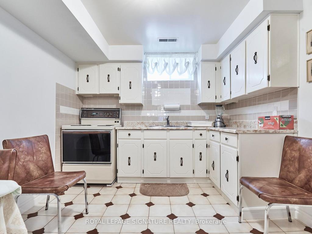 









88


Gooderham

Drive,
Toronto,




ON
M1R 3G7

