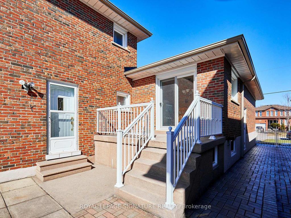 









88


Gooderham

Drive,
Toronto,




ON
M1R 3G7

