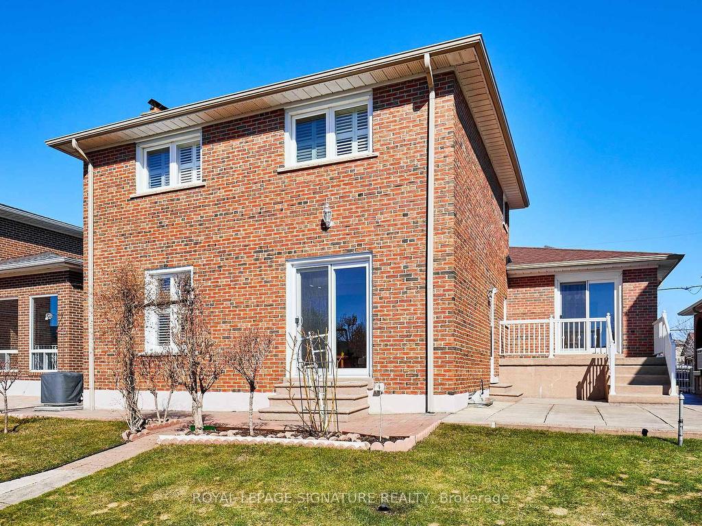 









88


Gooderham

Drive,
Toronto,




ON
M1R 3G7

