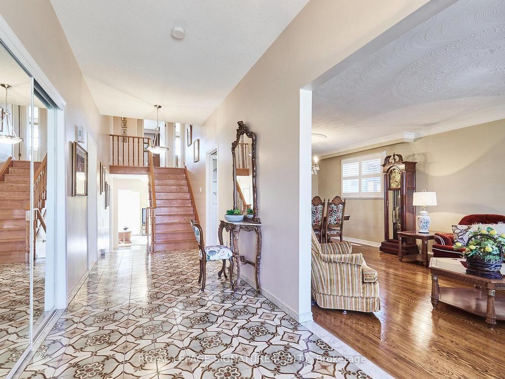 









88


Gooderham

Drive,
Toronto,




ON
M1R 3G7

