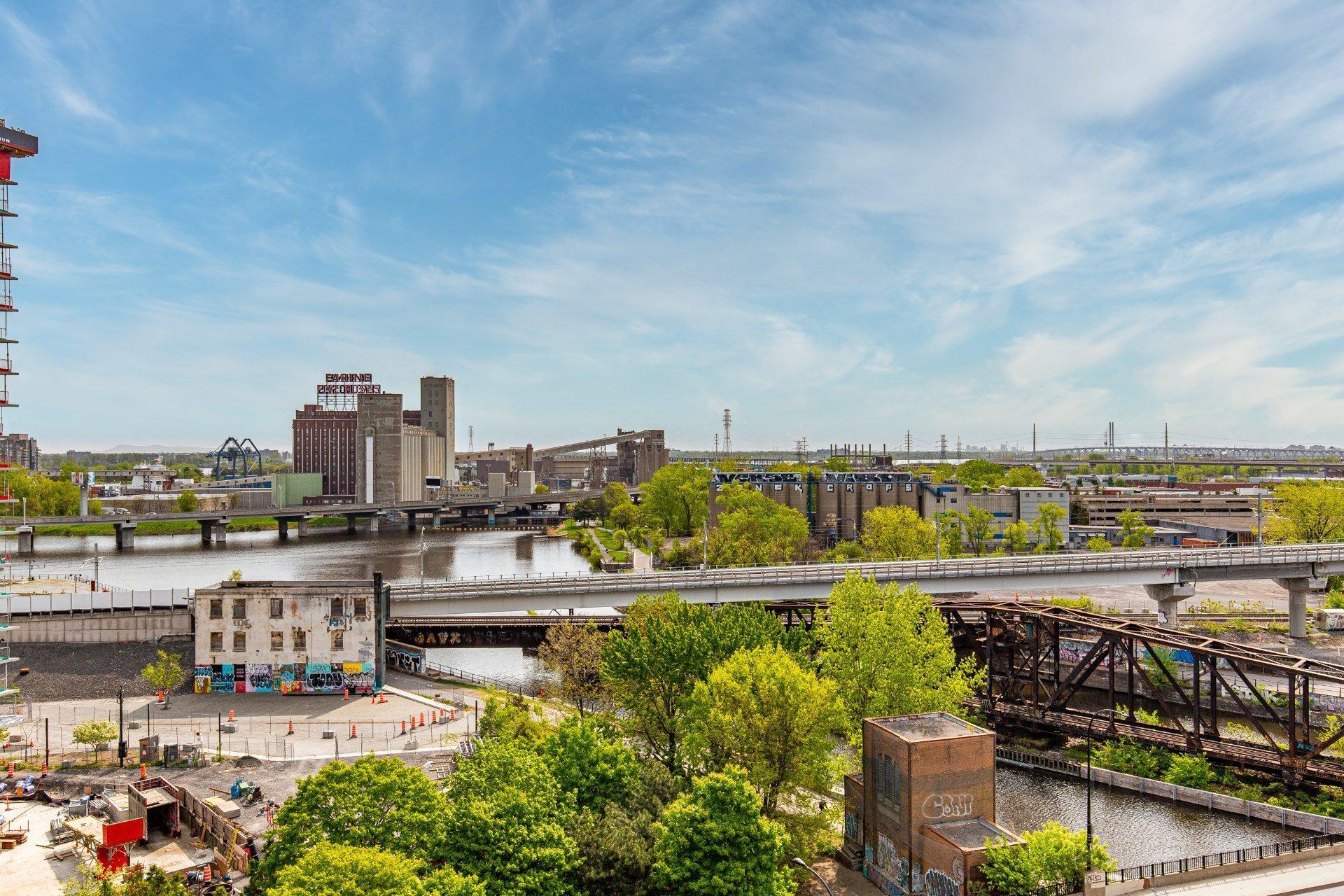 









1320


Rue Olier

, 904,
Montréal (Le Sud-Ouest),




QC
H3C0Y8

