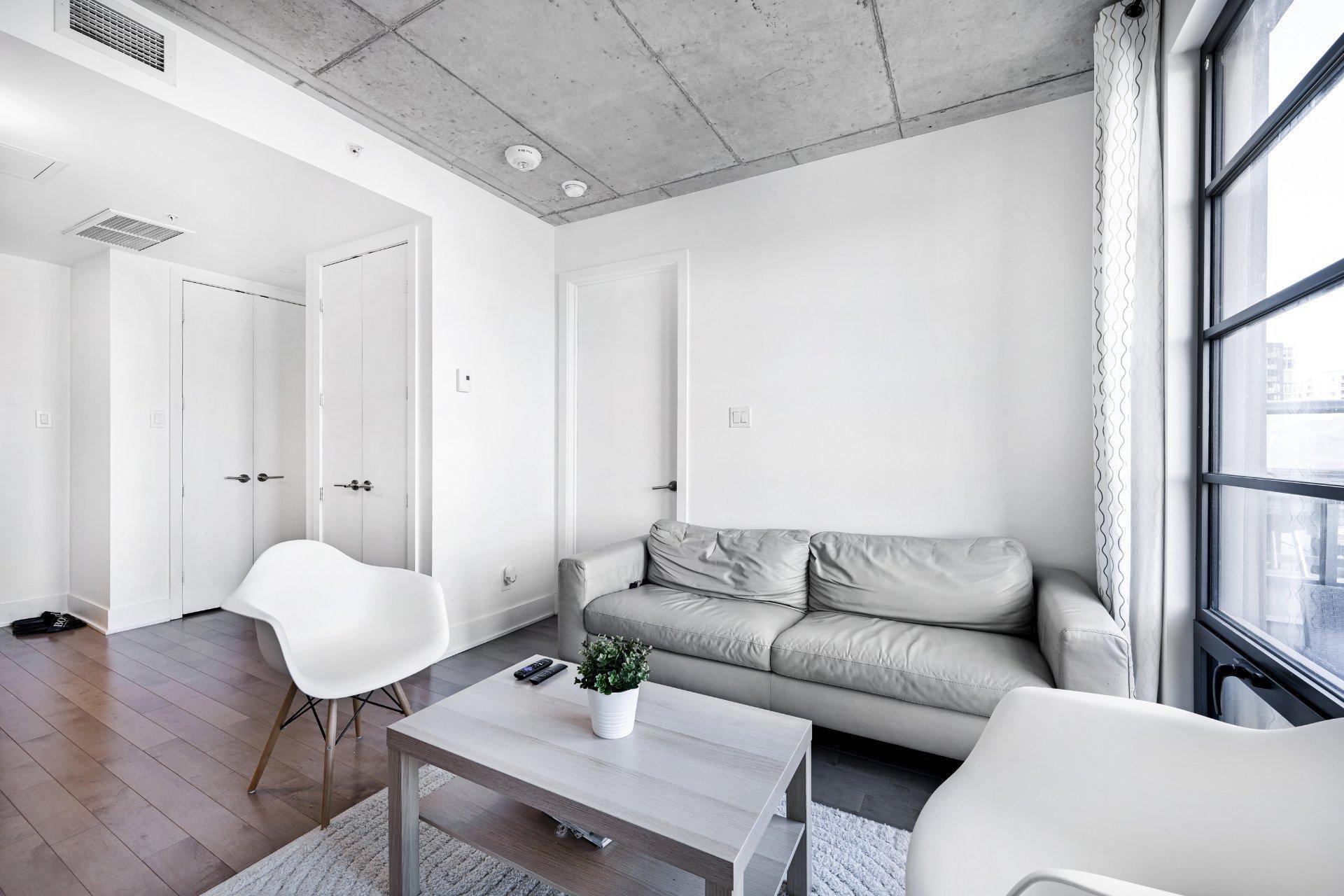 









1320


Rue Olier

, 904,
Montréal (Le Sud-Ouest),




QC
H3C0Y8

