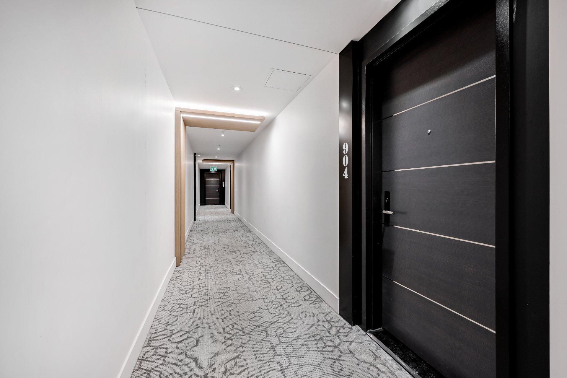 









1320


Rue Olier

, 904,
Montréal (Le Sud-Ouest),




QC
H3C0Y8

