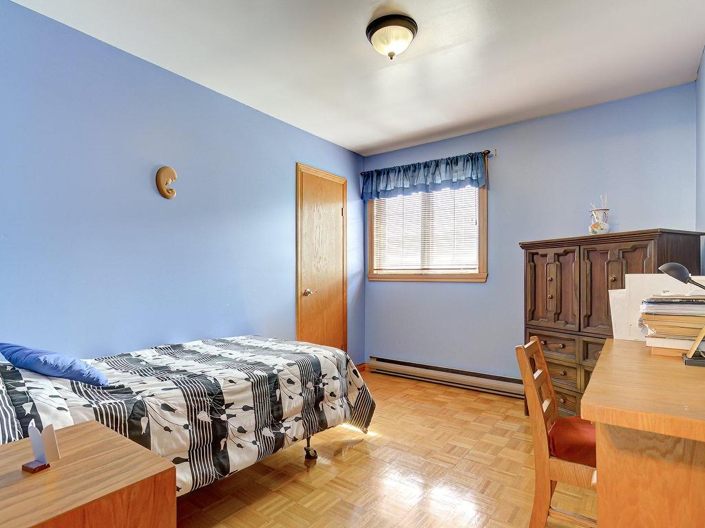 









1560


Rue Trépanier

,
Laval (Chomedey),




QC
H7W3G7


