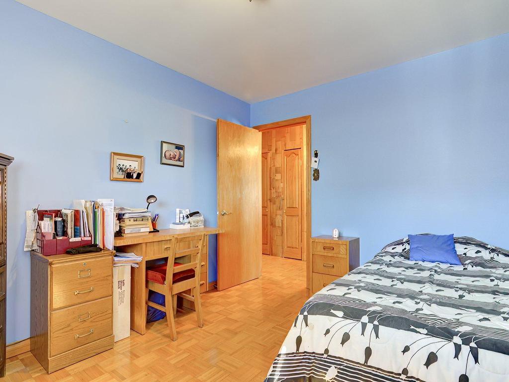 









1560


Rue Trépanier

,
Laval (Chomedey),




QC
H7W3G7

