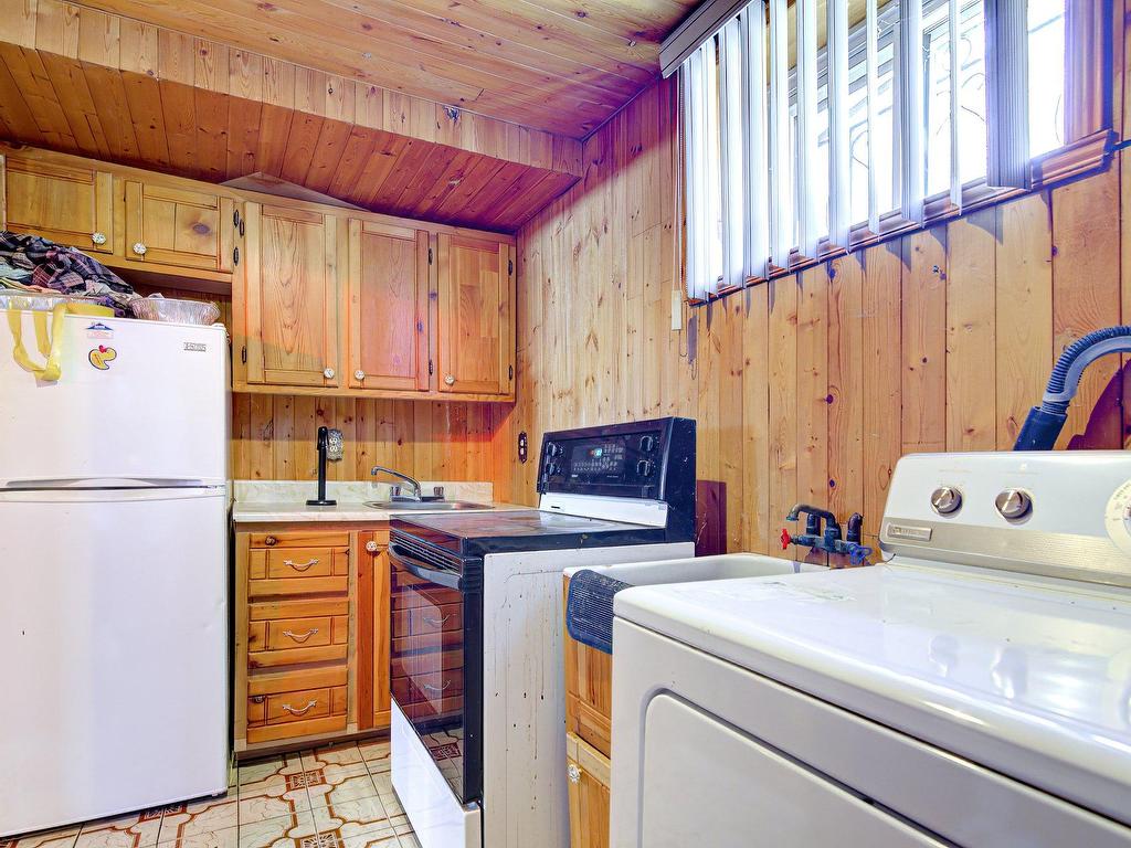 









1560


Rue Trépanier

,
Laval (Chomedey),




QC
H7W3G7

