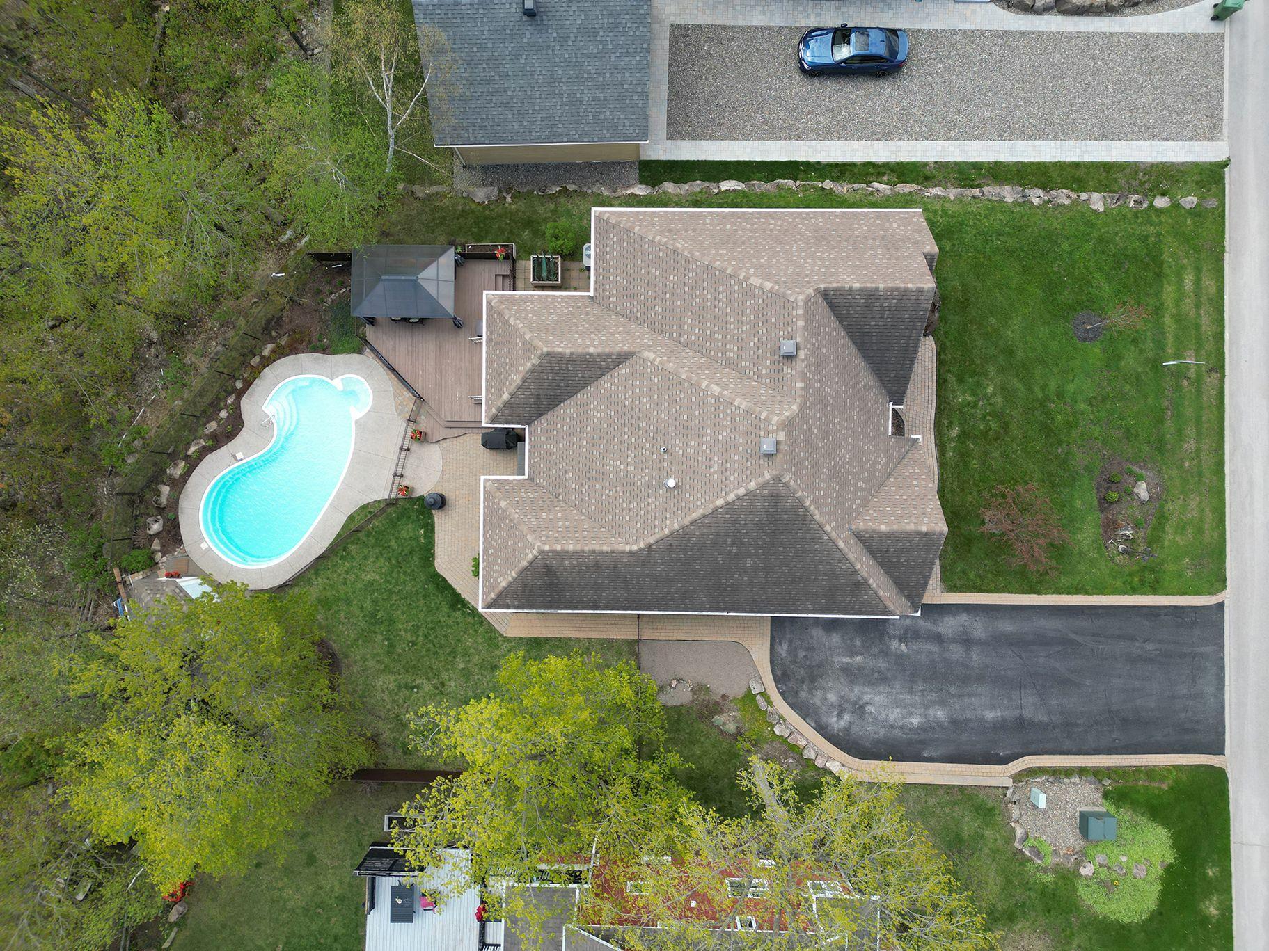 









381


Rue des Eaux-Vives

,
Saint-Jérôme,




QC
J7Y4N6

