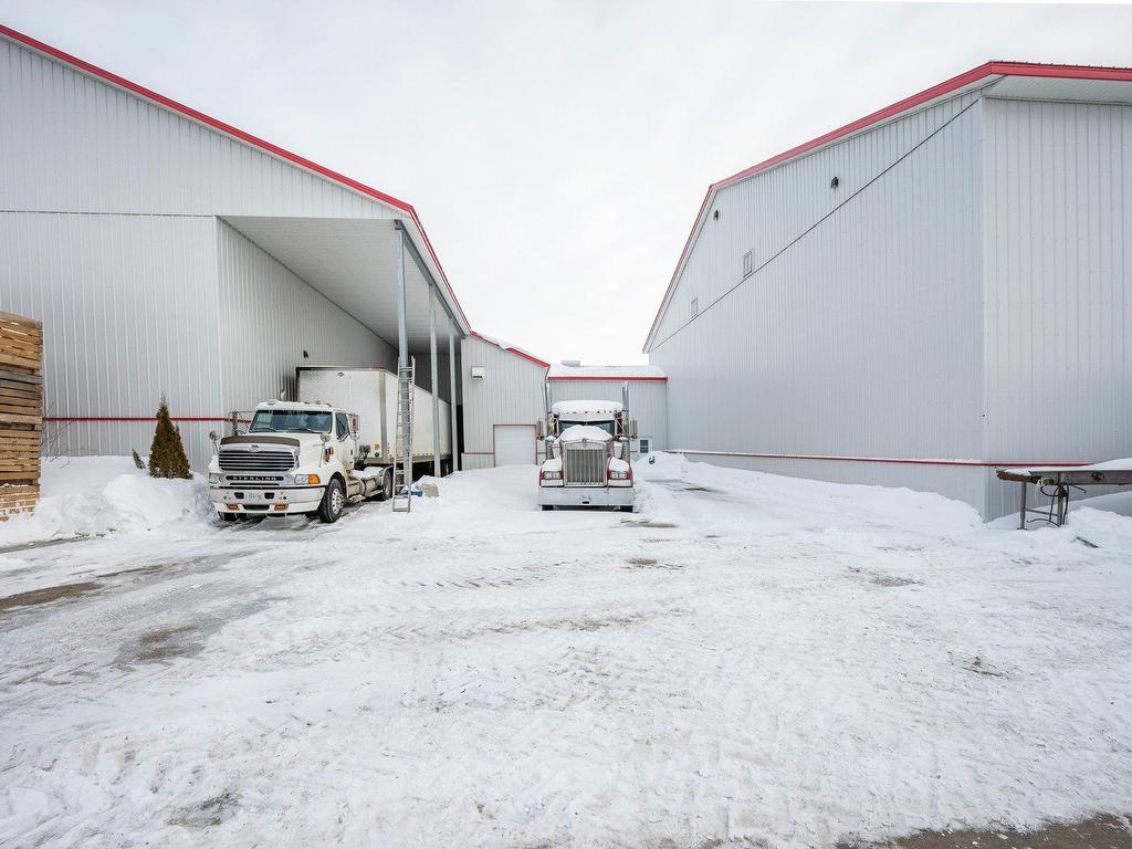 









770


Ch. du Ruisseau-St-Jean N.

,
Saint-Roch-de-l'Achigan,







QC
J0K3H0

