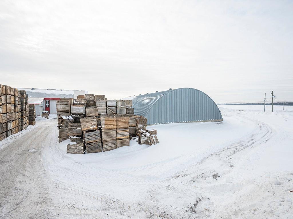 









770


Ch. du Ruisseau-St-Jean N.

,
Saint-Roch-de-l'Achigan,







QC
J0K3H0

