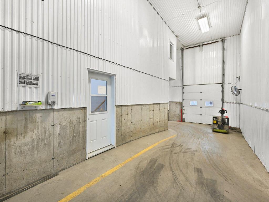 









770


Ch. du Ruisseau-St-Jean N.

,
Saint-Roch-de-l'Achigan,







QC
J0K3H0

