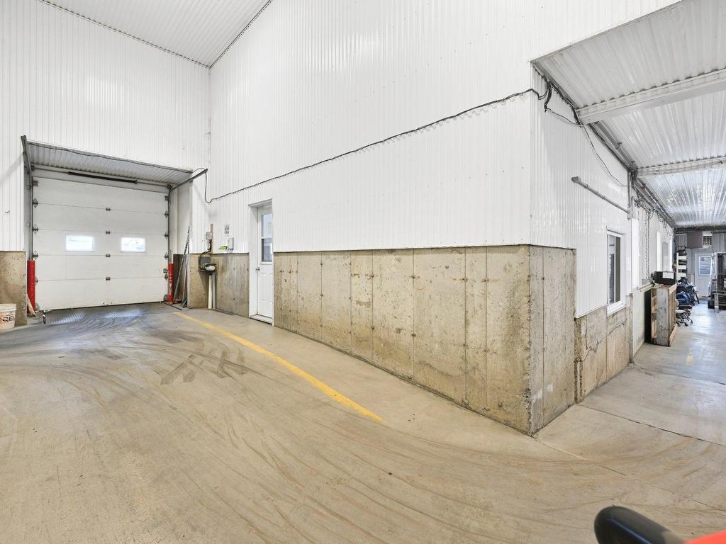 









770


Ch. du Ruisseau-St-Jean N.

,
Saint-Roch-de-l'Achigan,







QC
J0K3H0

