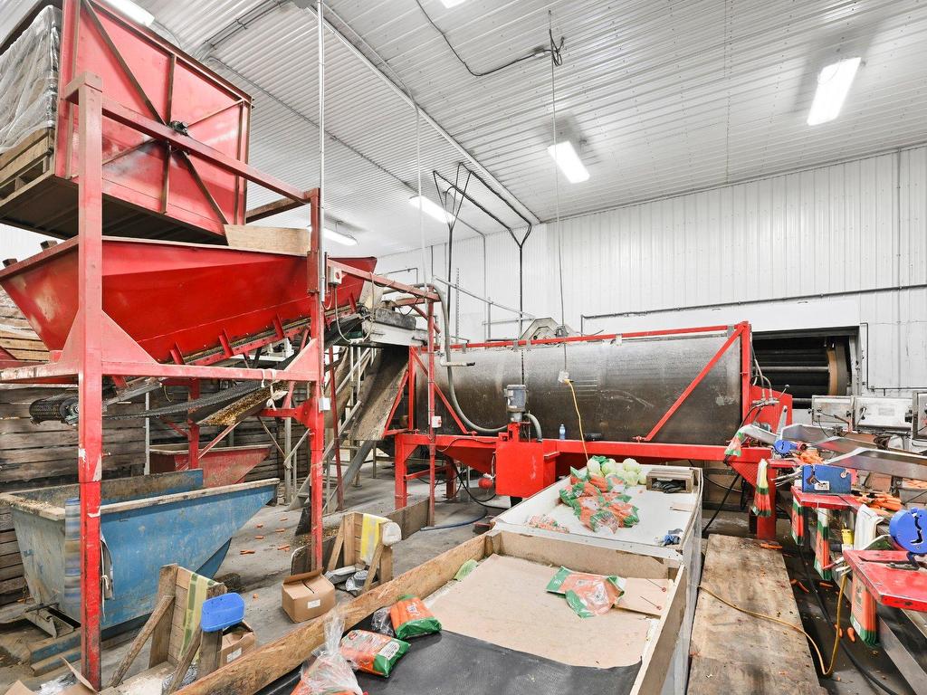 









770


Ch. du Ruisseau-St-Jean N.

,
Saint-Roch-de-l'Achigan,







QC
J0K3H0

