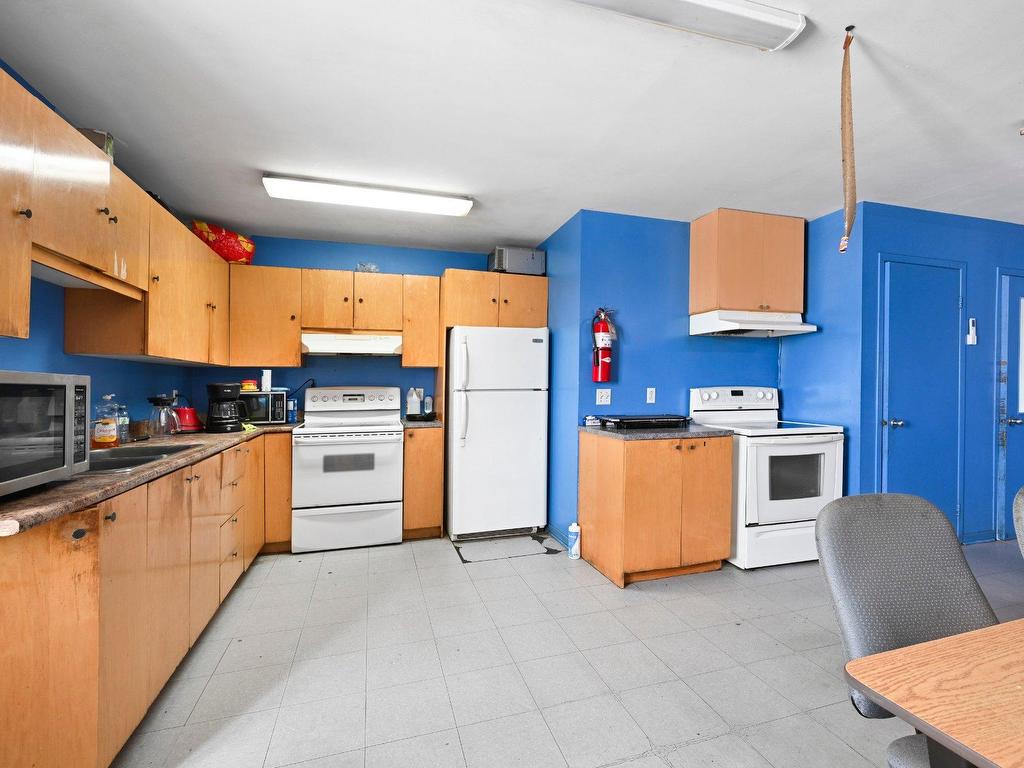 









770


Ch. du Ruisseau-St-Jean N.

,
Saint-Roch-de-l'Achigan,







QC
J0K3H0

