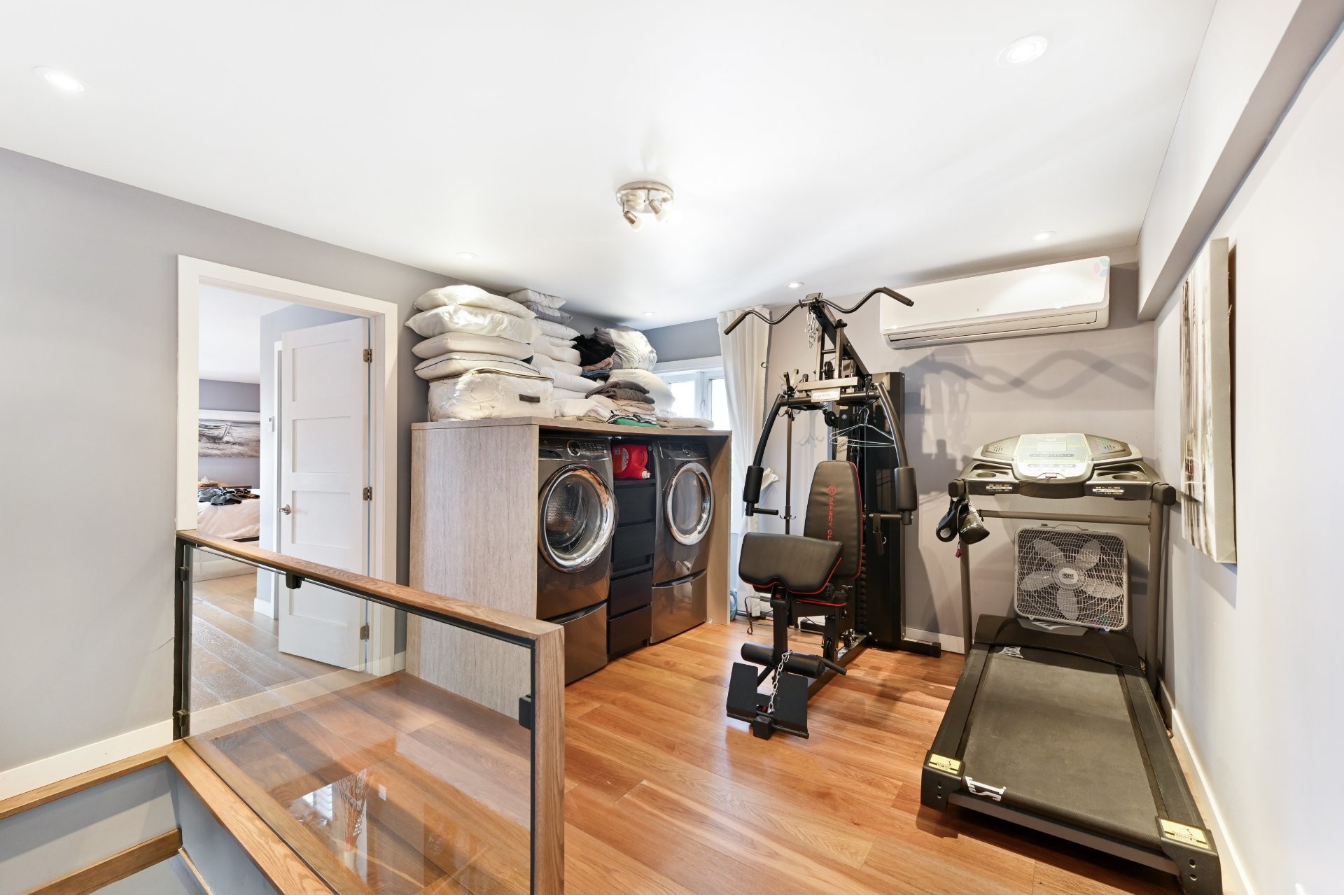 









770


Ch. du Ruisseau-St-Jean N.

,
Saint-Roch-de-l'Achigan,







QC
J0K3H0

