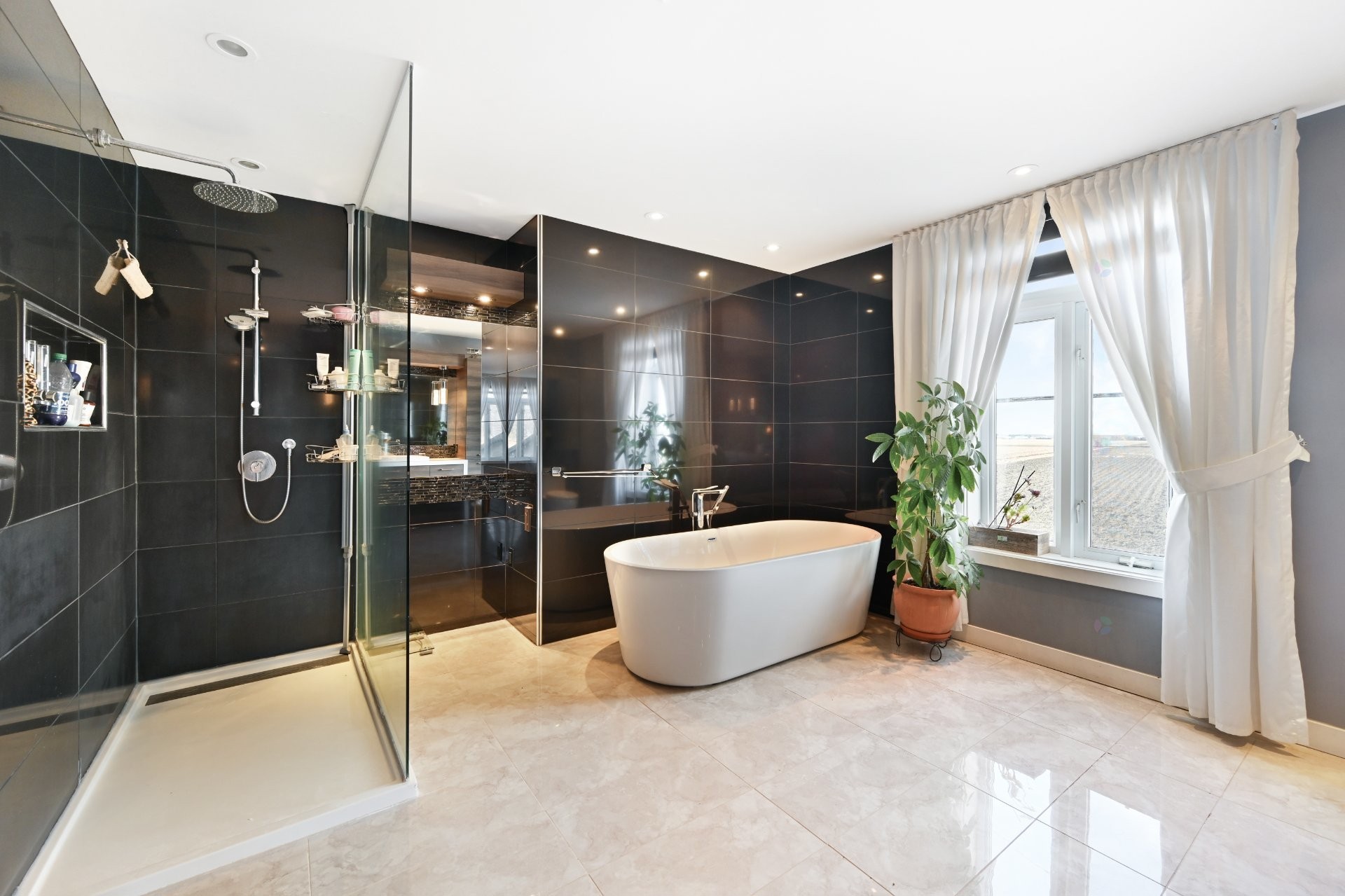 









770


Ch. du Ruisseau-St-Jean N.

,
Saint-Roch-de-l'Achigan,







QC
J0K3H0

