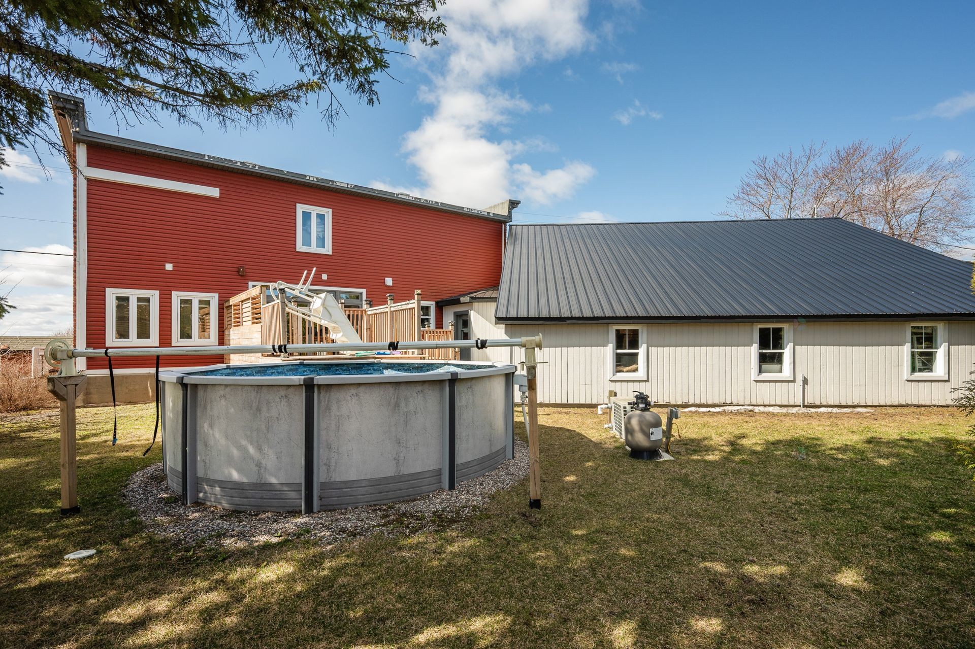 









770


Ch. du Ruisseau-St-Jean N.

,
Saint-Roch-de-l'Achigan,







QC
J0K3H0

