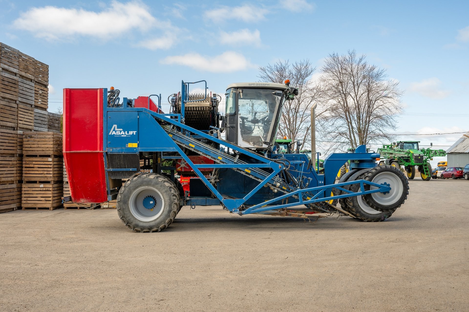 









770


Ch. du Ruisseau-St-Jean N.

,
Saint-Roch-de-l'Achigan,







QC
J0K3H0

