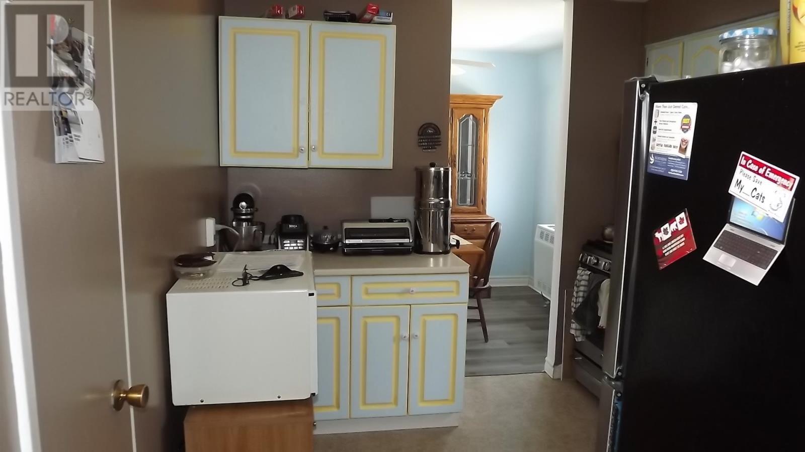 












33B London CRES

,
Elliot Lake,




Ontario
P5A2P7

