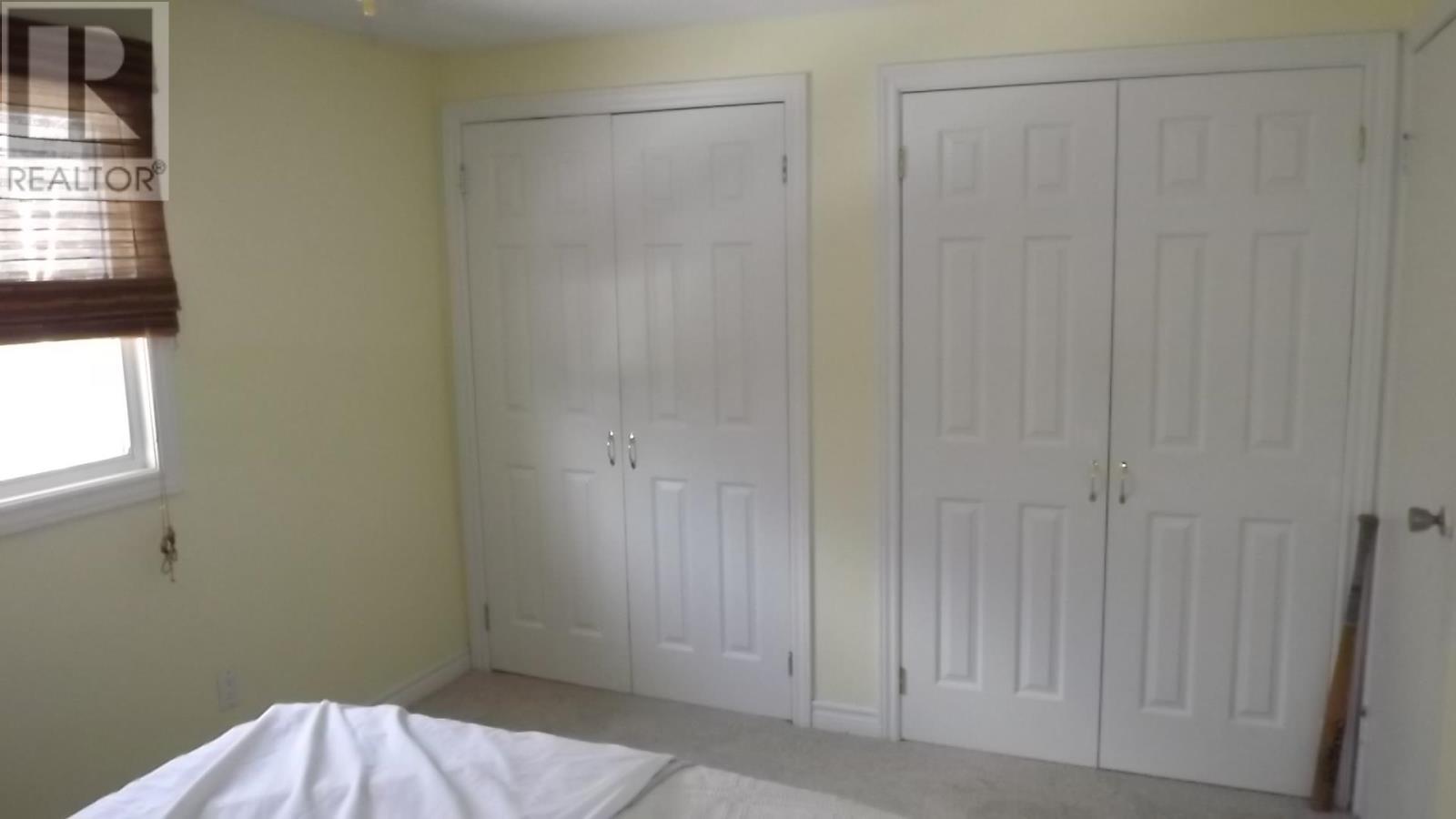 












33B London CRES

,
Elliot Lake,




Ontario
P5A2P7

