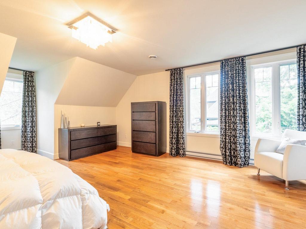 









1881


Rue de Toulouse

,
Sherbrooke (Les Nations),




QC
J1J3Z1

