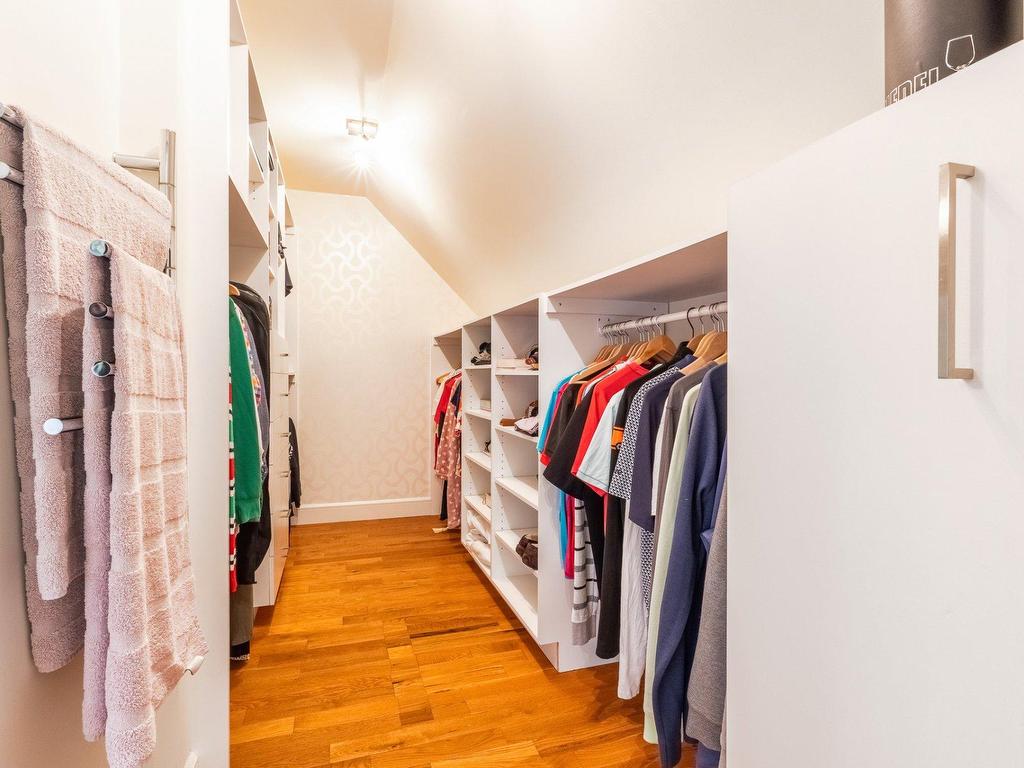 









1881


Rue de Toulouse

,
Sherbrooke (Les Nations),




QC
J1J3Z1

