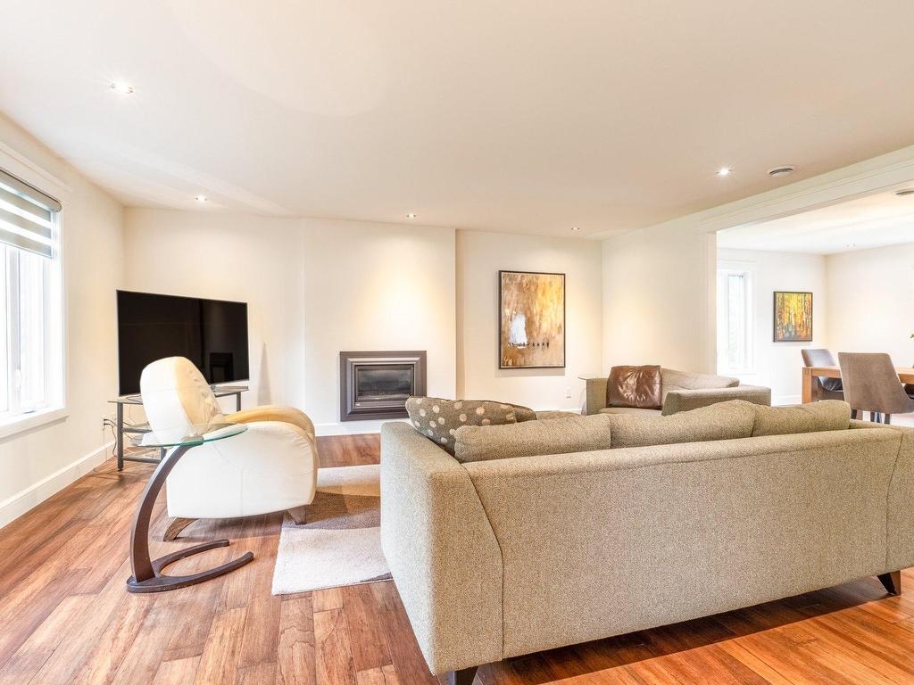 









1881


Rue de Toulouse

,
Sherbrooke (Les Nations),




QC
J1J3Z1

