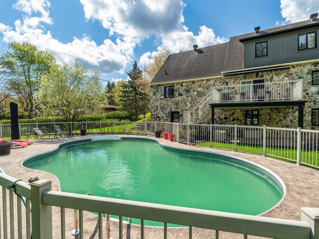 









1881


Rue de Toulouse

,
Sherbrooke (Les Nations),




QC
J1J3Z1

