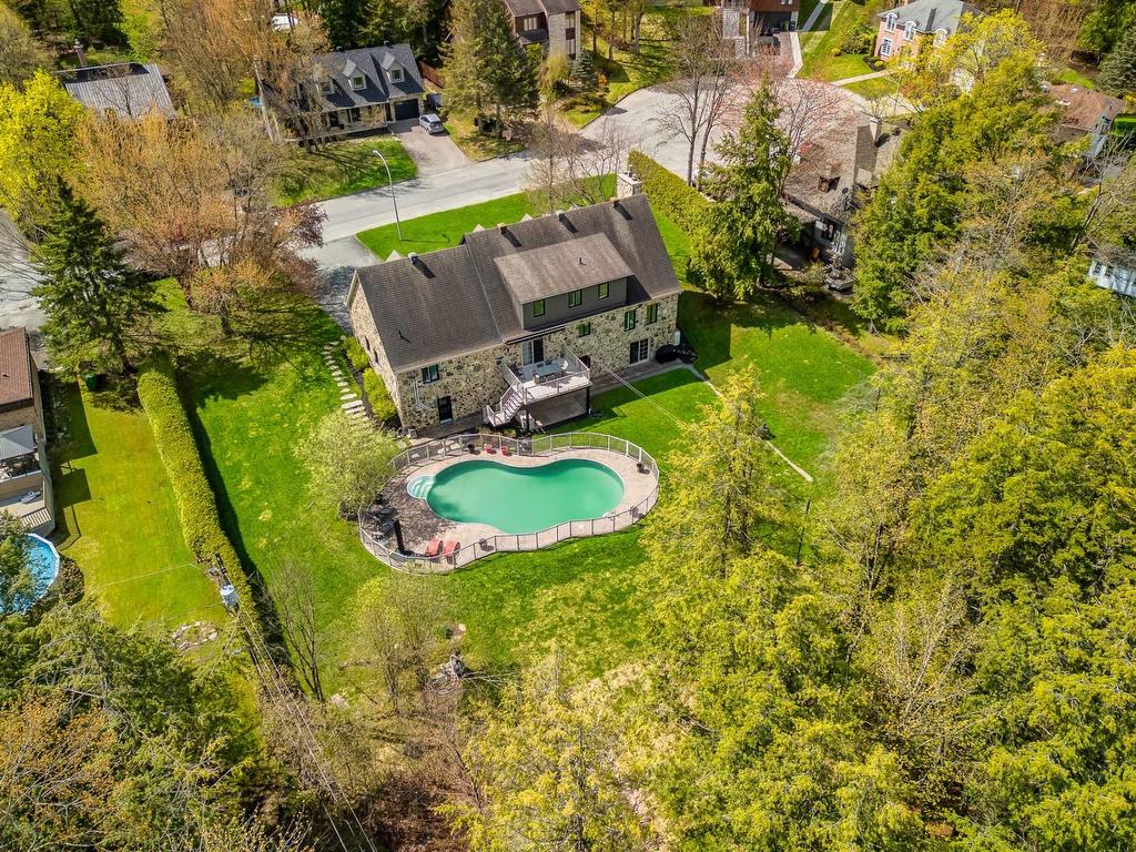 









1881


Rue de Toulouse

,
Sherbrooke (Les Nations),




QC
J1J3Z1

