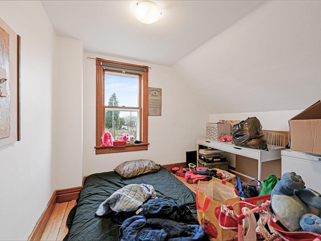 









420

 - 422


Rue Jacques-Cartier S.

,
Saint-Jean-sur-Richelieu,




QC
J3B4K4

