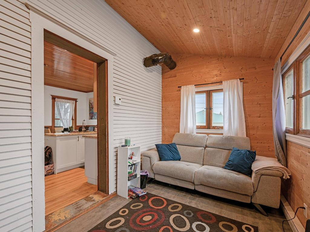 









420

 - 422


Rue Jacques-Cartier S.

,
Saint-Jean-sur-Richelieu,




QC
J3B4K4

