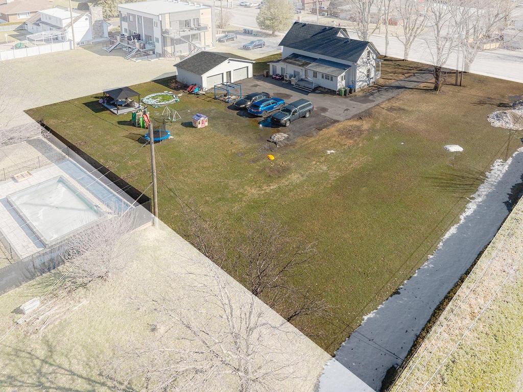 









420

 - 422


Rue Jacques-Cartier S.

,
Saint-Jean-sur-Richelieu,




QC
J3B4K4

