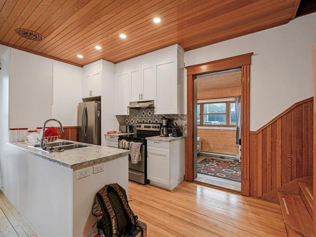 









420

 - 422


Rue Jacques-Cartier S.

,
Saint-Jean-sur-Richelieu,




QC
J3B4K4

