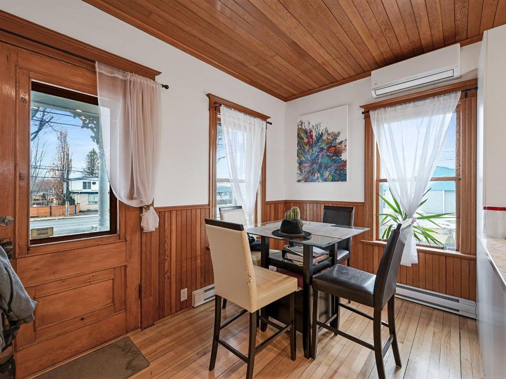 









420

 - 422


Rue Jacques-Cartier S.

,
Saint-Jean-sur-Richelieu,




QC
J3B4K4

