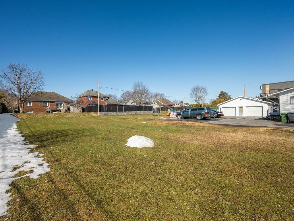 









420

 - 422


Rue Jacques-Cartier S.

,
Saint-Jean-sur-Richelieu,




QC
J3B4K4


