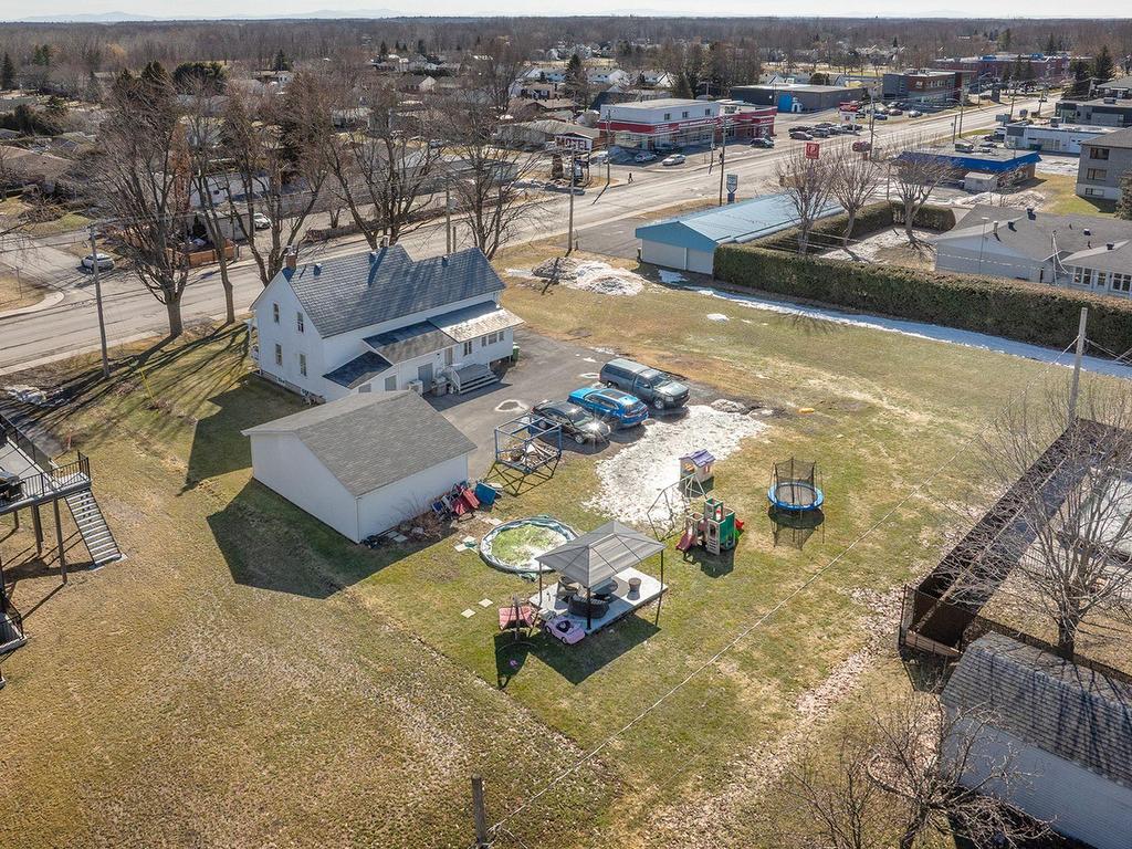 









420

 - 422


Rue Jacques-Cartier S.

,
Saint-Jean-sur-Richelieu,




QC
J3B4K4

