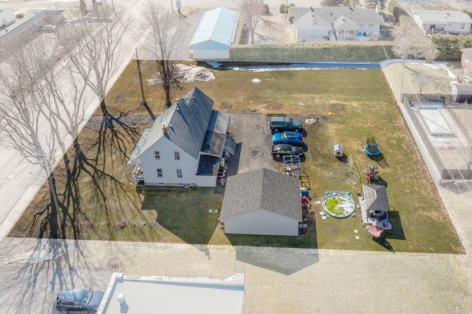 









420

 - 422


Rue Jacques-Cartier S.

,
Saint-Jean-sur-Richelieu,




QC
J3B4K4

